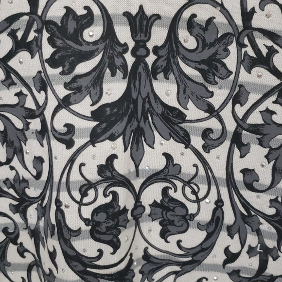 Women's Vneck sweater graphic knit top sz Large - Picture 5 of 8